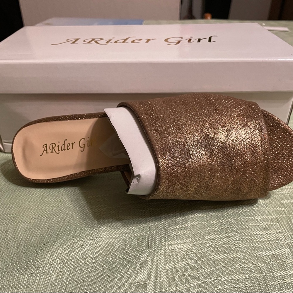 Women's Gold Slide Sandals